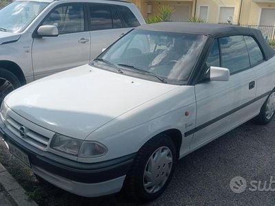 Occasion Opel Astra Cabriolet 1994 Blanc Cabriolet