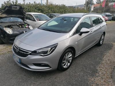 usata Opel Astra 1.6 CDTi 136CV aut. 5 porte Innovation