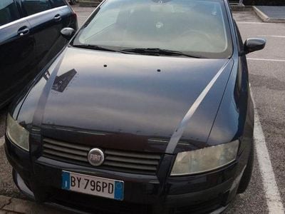 Usata Fiat Stilo 103 CV (75 kW) 2005 Blu