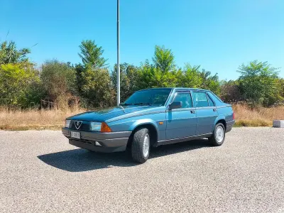 Usata Alfa Romeo 75 105 CV (77 kW) 1990 Berlina