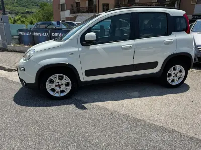 Usata Fiat Panda Trekking 80 CV (58 kW) 2014 Bianco Utilitaria