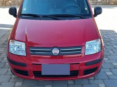 Usata Fiat Panda 75 CV (55 kW) 2011 Rosso Utilitaria