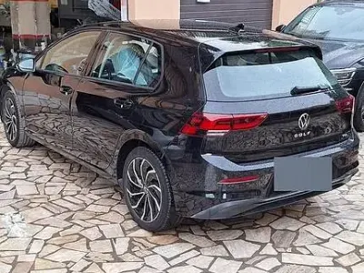Usata VW Golf VIII 131 CV (96 kW) 2023 Nero Berlina