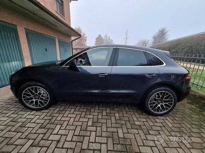 Porsche Macan S