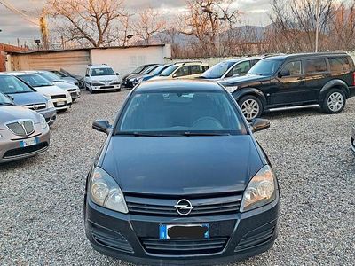 Usata Opel Astra 101 CV (74 kW) 2005 Nero Berlina