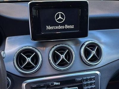 Mercedes GLA200