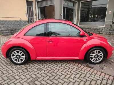 Usata VW Beetle 116 CV (85 kW) 1999 Rosso Utilitaria