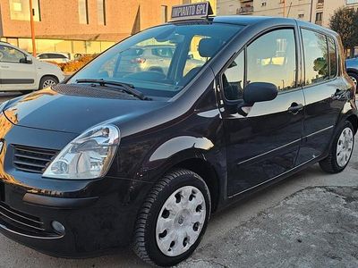 Usata Renault Modus Dynamique 74 CV (54 kW) 2007 Nero Monovolume