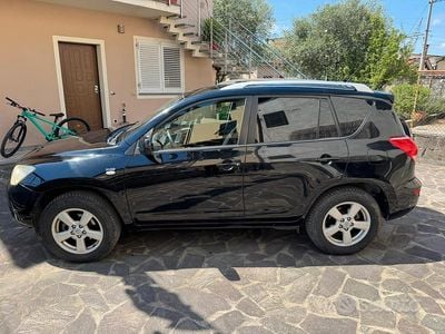 Usata Toyota RAV4 136 CV (100 kW) 2007 Nero SUV