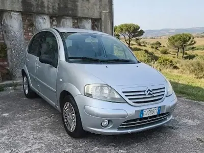 Usata Citroën C3 68 CV (50 kW) 2004 Grigio Berlina