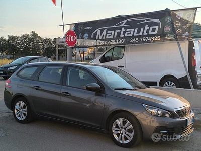 Grigio Usata 2019 Peugeot 308 SW Allure Station wagon | 11.990 € (Buon prezzo)