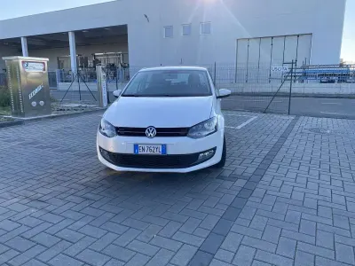Usata VW Polo Comfortline 69 CV (50 kW) 2012 Bianco Utilitaria