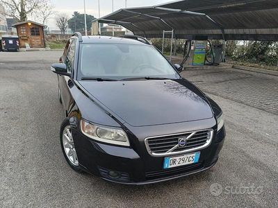 Usata Volvo V50 136 CV (100 kW) 2008 Nero Station wagon