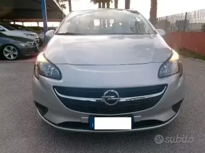 Usata Opel Corsa 90 CV (66 kW) 2019 Giallo Utilitaria