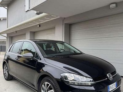 Usata VW Golf VII Sound 116 CV (85 kW) 2017 Nero Berlina