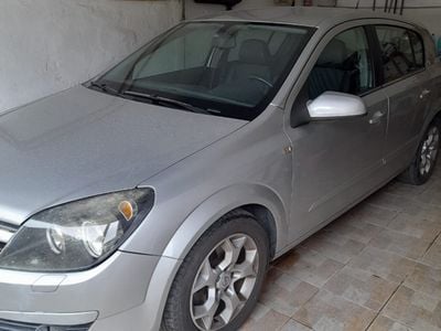 Usata Opel Astra 60 CV (44 kW) 2005 Grigio Berlina
