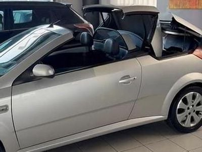 Usata Opel Tigra 2010 Grigio Cabrio