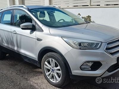 Usata Ford Kuga Business Edition 120 CV (88 kW) 2019 Grigio SUV