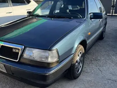 Usata Lancia Thema 147 CV (108 kW) 1989 Berlina