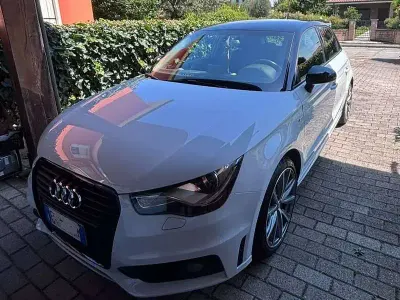 Usata Audi A1 Sportback S-Line 90 CV (66 kW) 2014 Bianco Utilitaria