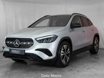 Nuova Mercedes GLA200 150 CV (110 kW) 2026 SUV