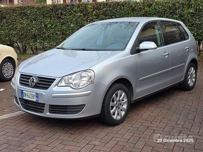 Usata VW Polo Comfortline 80 CV (58 kW) 2008 Grigio Utilitaria