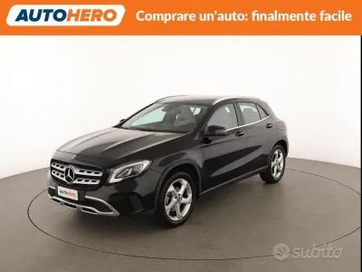 Begagnad Mercedes GLA180 109 HK (80 kW) 2017 Svart SUV