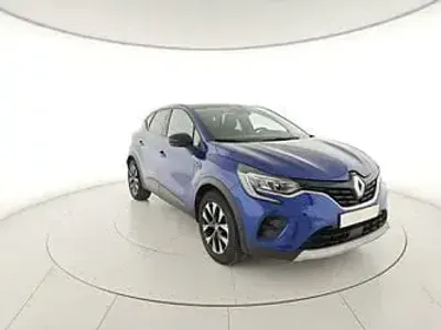 Usata Renault Captur Evolution 101 CV (74 kW) 2024 Blu SUV