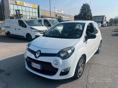 Usata Renault Twingo Night&Day 75 CV (55 kW) 2014 Bianco Utilitaria