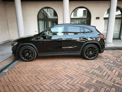 Usata Mercedes GLA250 Premium 224 CV (164 kW) 2022 Nero SUV