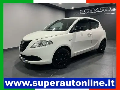 Usata Lancia Ypsilon S 95 CV (69 kW) 2016 Bianco Utilitaria