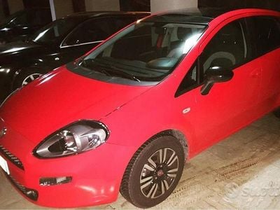 Rosso Usata 2013 Fiat Punto Utilitaria | 5800 € (Buon prezzo)