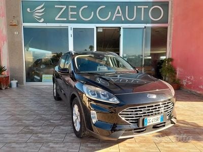 Usata Ford Kuga Titanium 120 CV (88 kW) 2021 Nero SUV