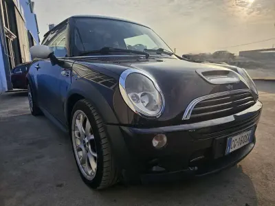 Usata Mini John Cooper Works 287 CV (211 kW) 2003 Utilitaria