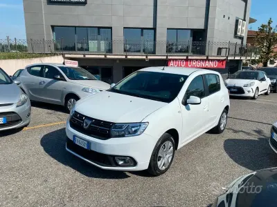 Usata Dacia Sandero Comfort 73 CV (53 kW) 2019 Bianco Berlina