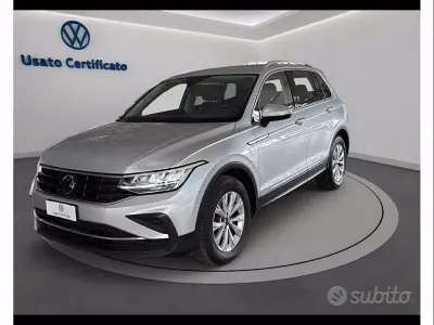 Usata VW Tiguan Life 150 CV (110 kW) 2023 Grigio SUV