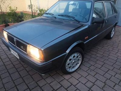 Usata Lancia Delta 109 CV (80 kW) 1989 Grigio Utilitaria