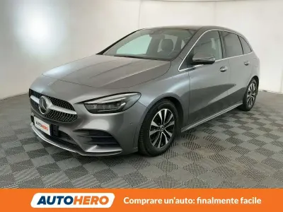 Usata Mercedes B200 AMG Line Premium 150 CV (110 kW) 2019 Grigio Monovolume