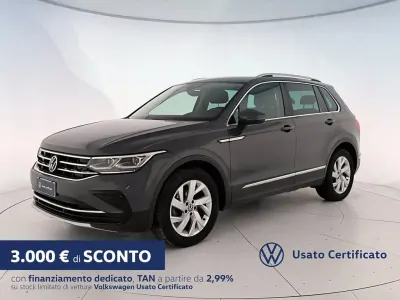 Usata VW Tiguan Elegance 150 CV (110 kW) 2020 Dolphin grey metallizzato SUV