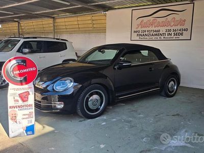 Usata VW Beetle Cabriolet 104 CV (76 kW) 2015 Nero Cabrio