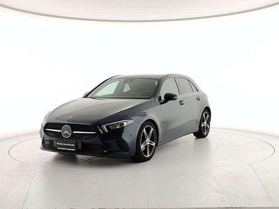 Usata Mercedes A180 116 CV (85 kW) 2021 Blue denim Berlina