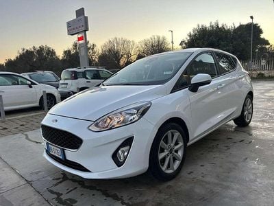 Usata Ford Fiesta Vignale 86 CV (63 kW) 2018 Bianco Berlina