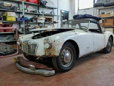 Usata MG A 68 CV (50 kW) 1958 Bianco Cabrio