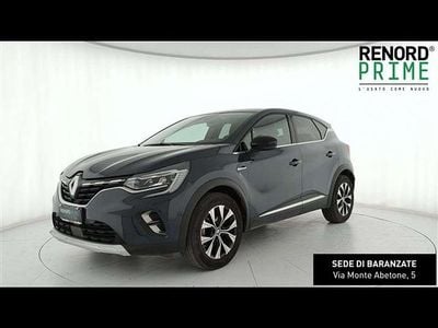 Blu scuro Usata 2023 Renault Captur Intens SUV | 17.890 € (Buon prezzo)