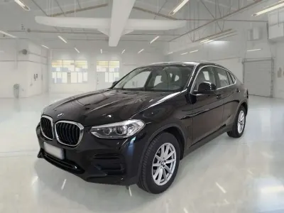 Usata BMW X4 Advantage 184 CV (135 kW) 2021 Nero SUV
