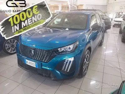 Usata Peugeot 2008 Style 145 CV (106 kW) 2025 Verde SUV