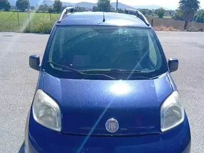 Usata Fiat Qubo Trekking 75 CV (55 kW) 2011 Blu Monovolume