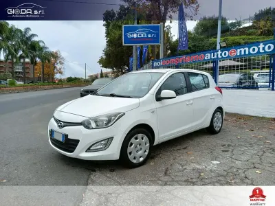 Usata Hyundai i20 84 CV (61 kW) 2014 Bianco Berlina