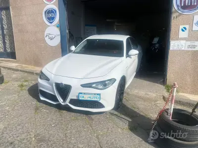 Gebraucht Alfa Romeo Giulia Veloce 211 PS (155 kW) 2018 Weiß Limousine