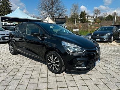 Usata Renault Clio GrandTour 75 CV (55 kW) 2017 Nero Station wagon